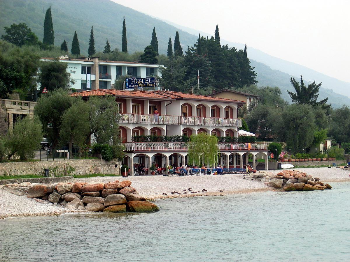 Hotel Garni Vela D'Oro Бренцоне-суль-Гарда Экстерьер фото