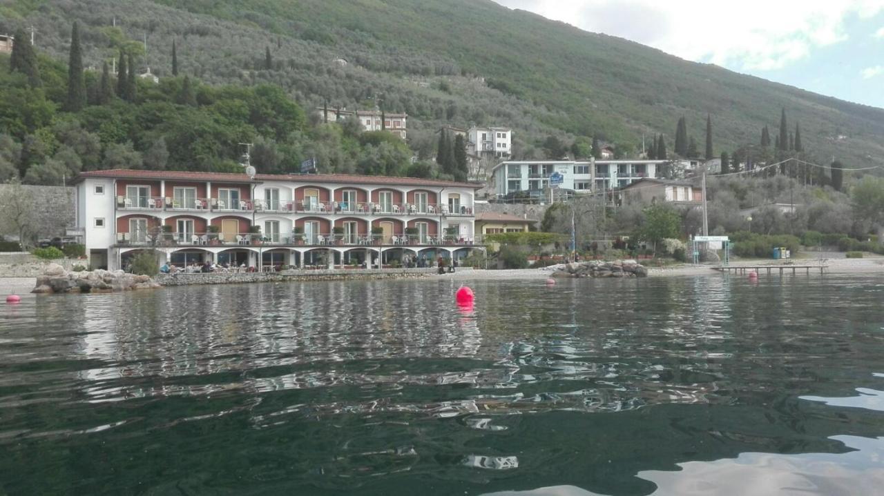 Hotel Garni Vela D'Oro Бренцоне-суль-Гарда Экстерьер фото